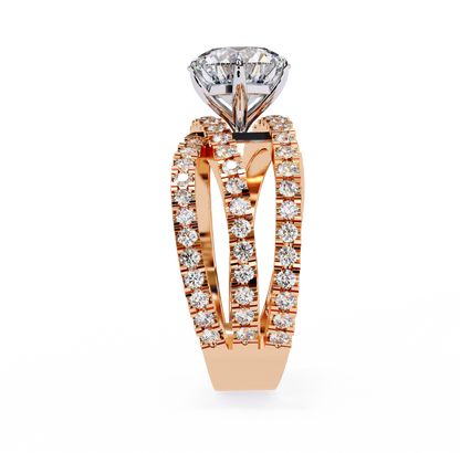 Bague en diamant rond Flutter