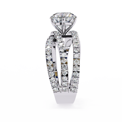 Flutter Round Diamond Ring