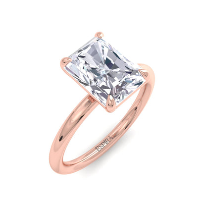 Bague Liberty avec diamant radiant de 2 carats