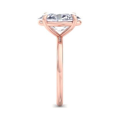 Bague Liberty avec diamant ovale de 4 carats