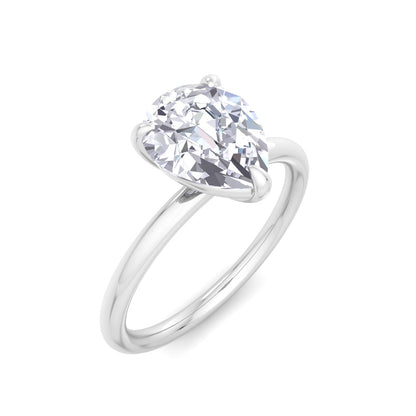 Bague Liberty en diamant poire de 2 carats