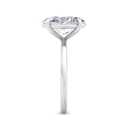 Bague Liberty avec diamant ovale de 3 carats