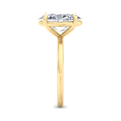 Bague Liberty avec diamant ovale de 4 carats