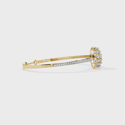 Lustrous Horizon Round Diamond Bracelet
