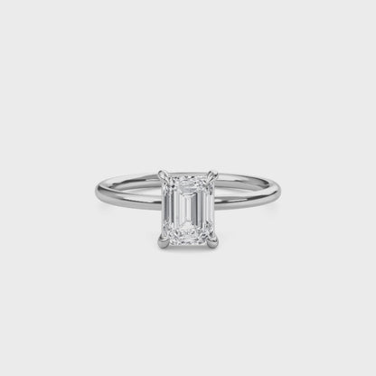 Bague Liberty avec diamant émeraude 1 carat